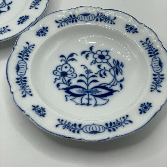 Vintage Gerold Tettau W. Germany Blue Onion Set of Two Soup Bowls Ruffle Edge 9" - Picture 4 of 9